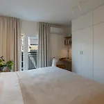 Apartment View 180